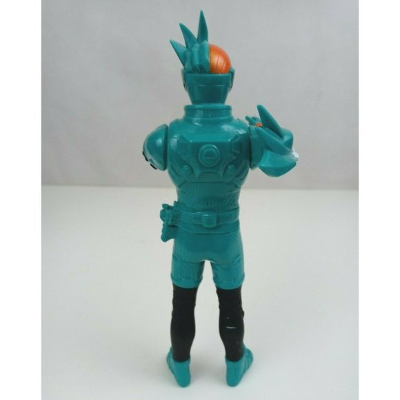 2016 Bandai Ex-Aid Double Action Gamer Level XX L 7.25"  Vinyl Figure - Picture 3 of 6